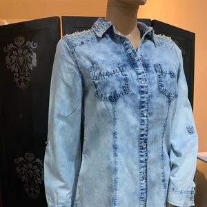 Studded Denim Jacket 🦋⭐️